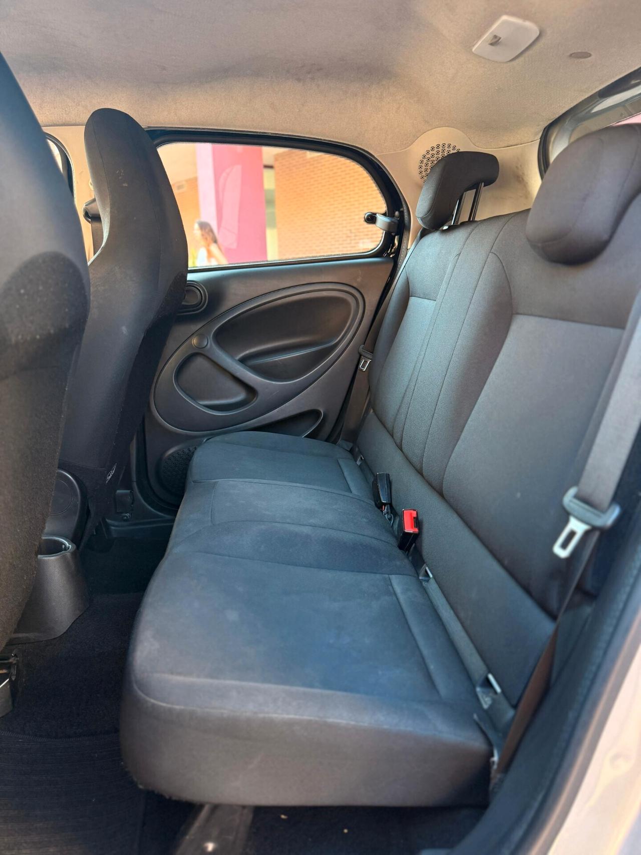 Smart ForFour 70 1.0 Youngster