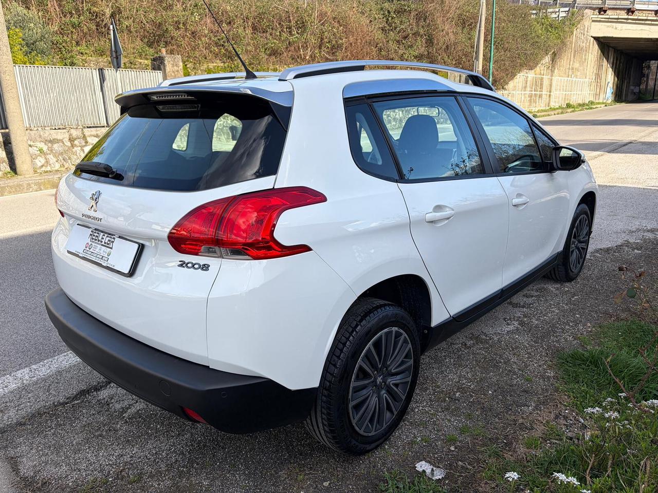 Peugeot 2008 1.4 HDi 68CV Access