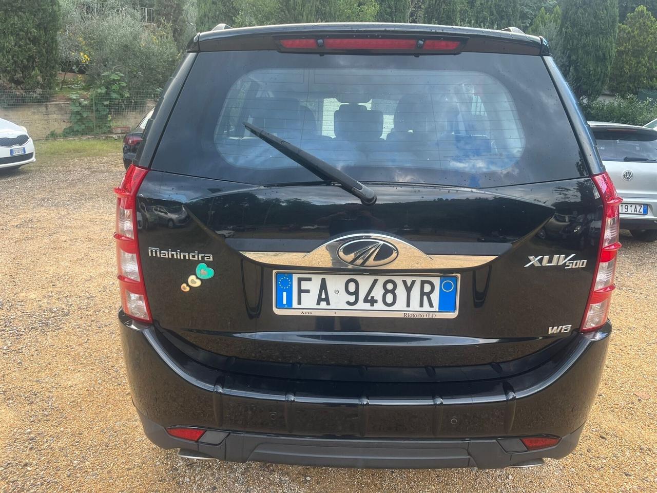 XUV500 2.2 16V FWD W8 (7 POSTI)