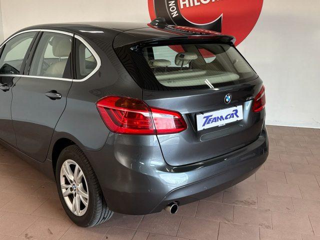 BMW 214 d Active Tourer Advantage OK Neopatentati