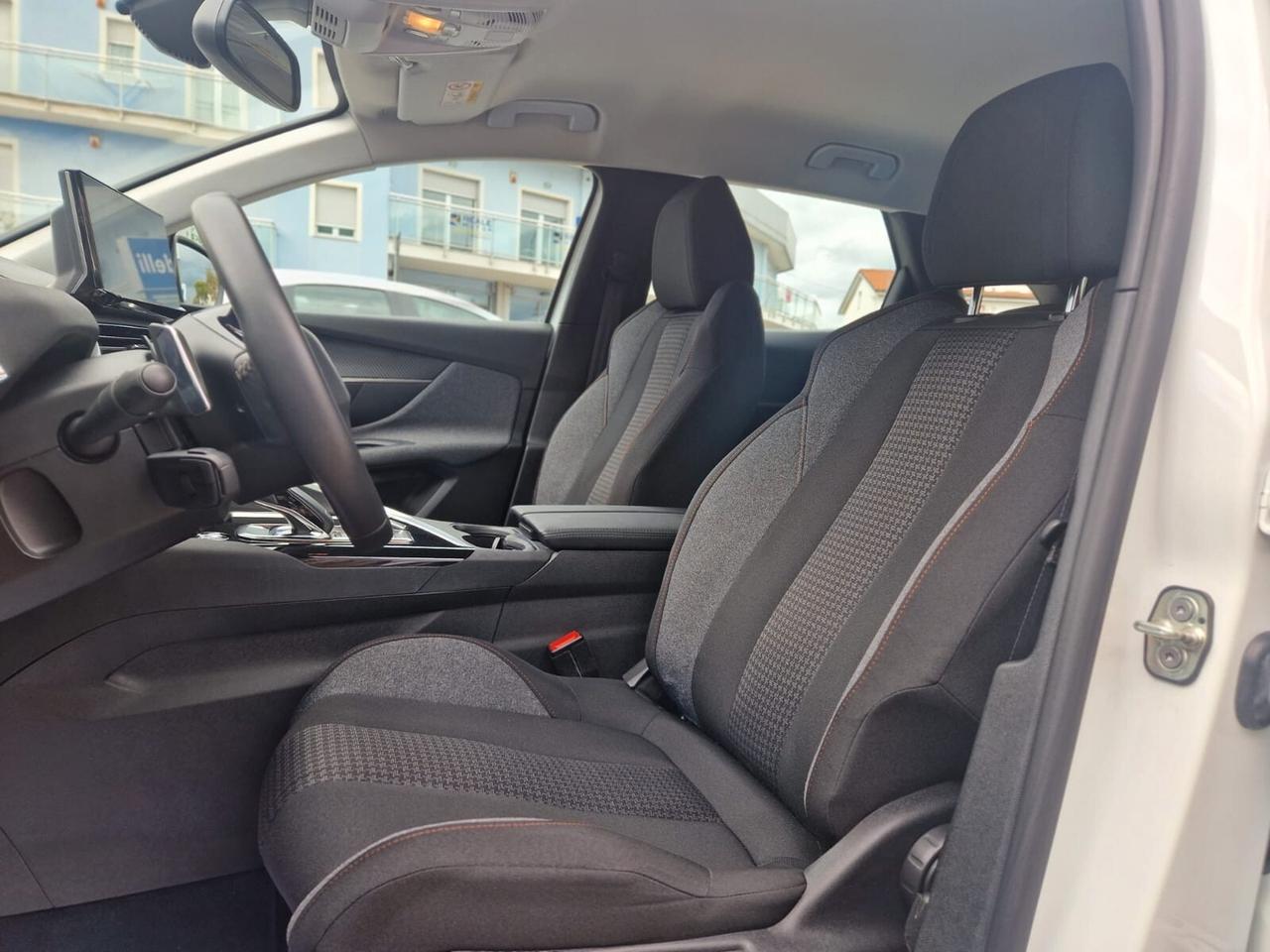 Peugeot 3008 BlueHDi 130 S&S EAT8 Active Business OK NEOPATENTATI