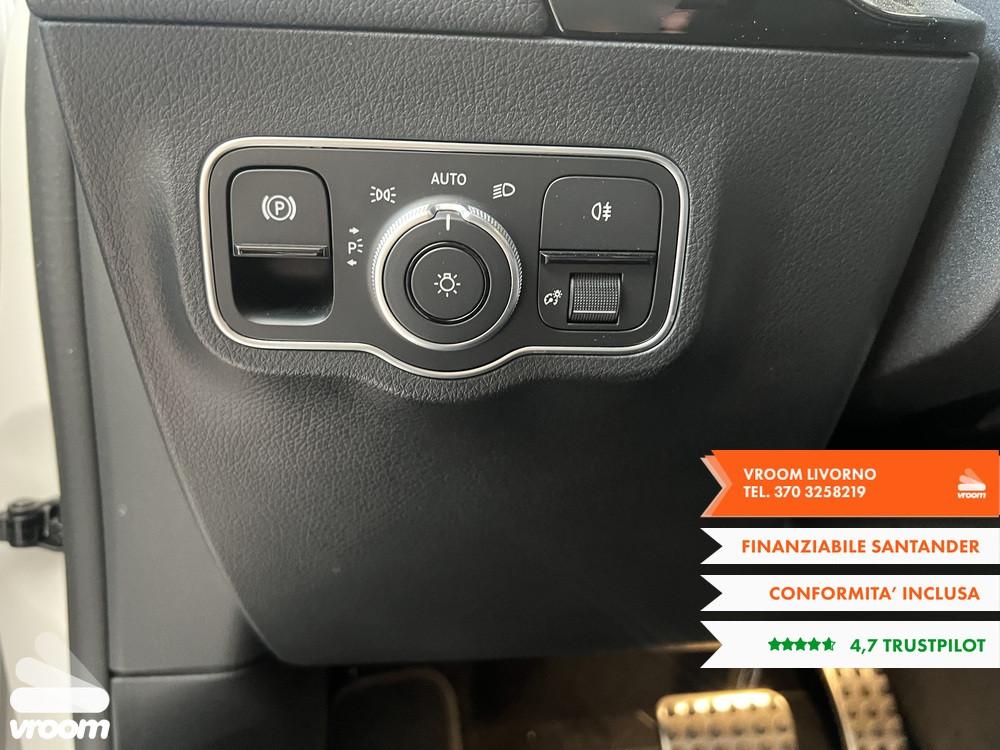 MERCEDES GLA (H247) GLA 200 d Automati...