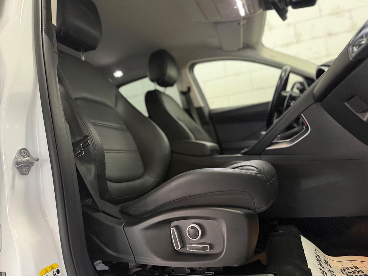 Jaguar E-Pace 2.0D I4 163 CV AWD Auto R-Dynamic S