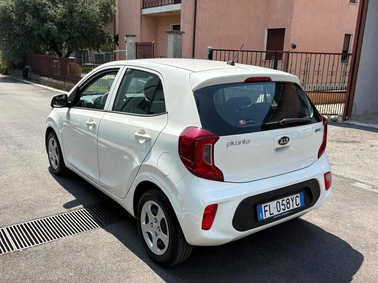 Kia Picanto 1.0 12V EcoGPL 5 porte Cool NEOPATENTATI