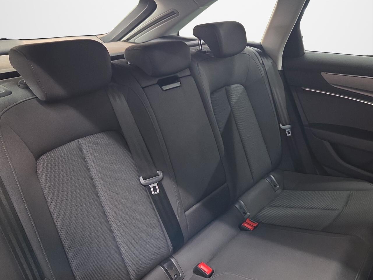 Audi A6 Avant 35 2.0 TDI S tronic Business