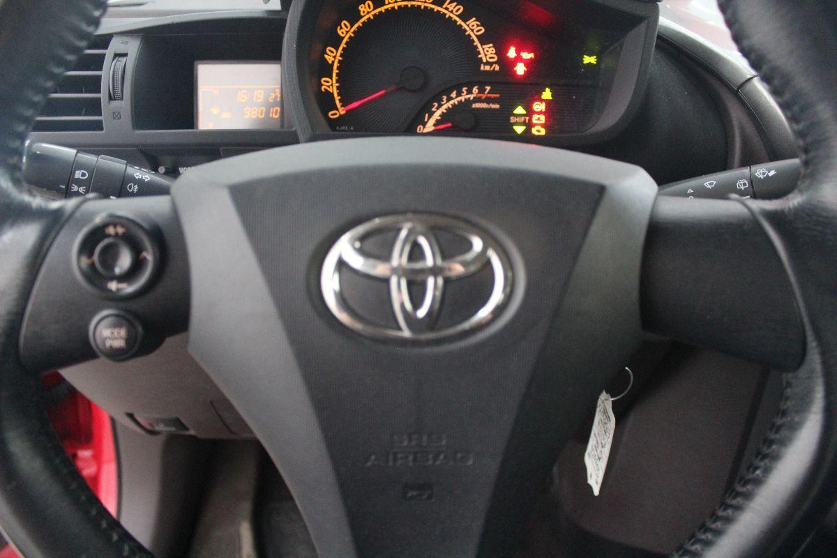 TOYOTA - iQ - 1.0 Sol