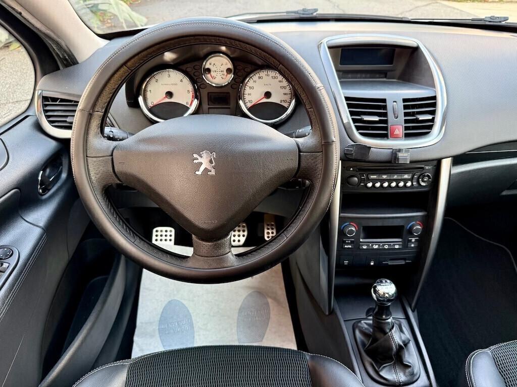 Peugeot 207 1.4 HDi 70CV 5p. Allure