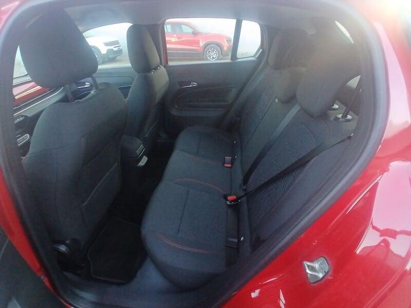 FIAT 600e - Red
