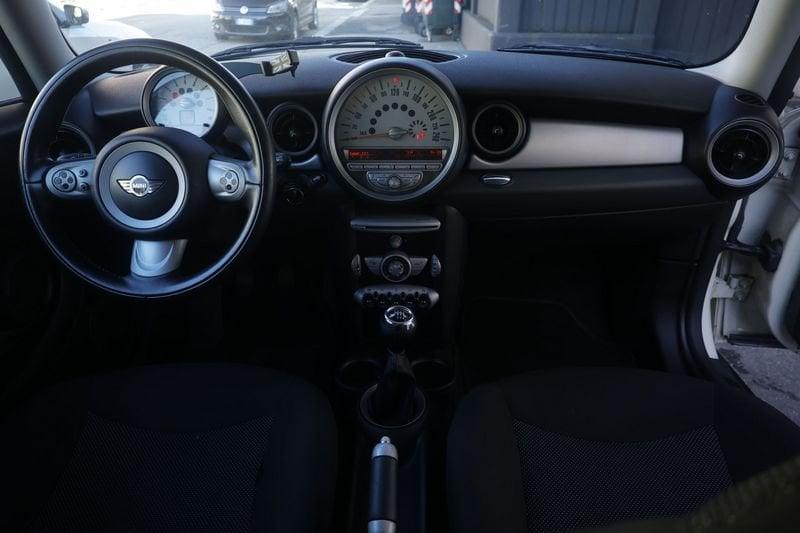 MINI Clubman MINI Clubman 1.6 Cooper 88KW ANNO 2009 222.000 Km 3.500 ...
