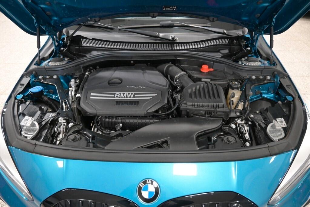 Bmw 116 116i 5p. Business Advantage