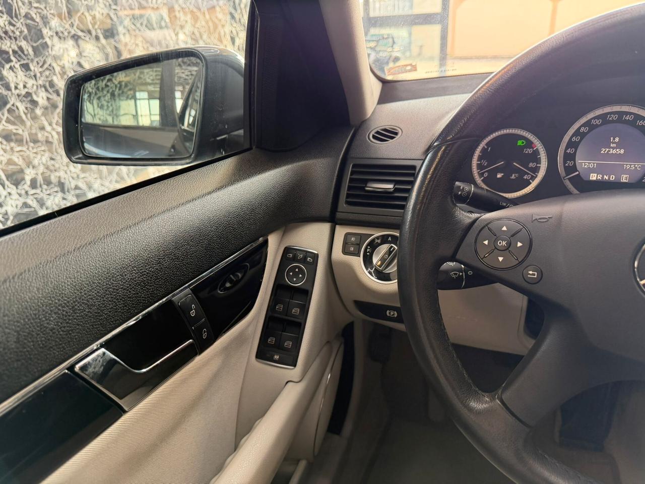 Mercedes-benz C 220 CDI BlueEFFICIENCY Avantgarde