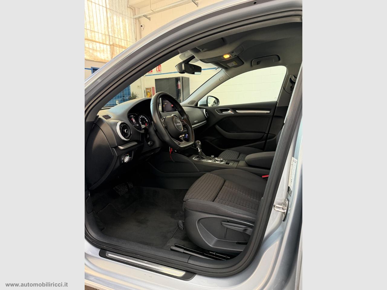 AUDI A3 SPB 30 TFSI S tronic Sport 113.000KM