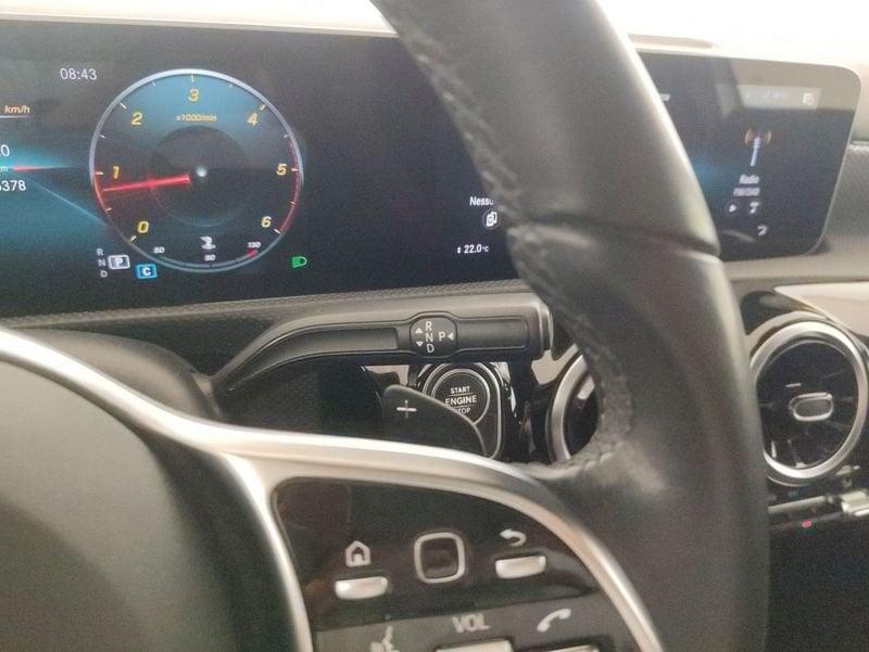 Mercedes-Benz Classe A A 200 d Sport auto