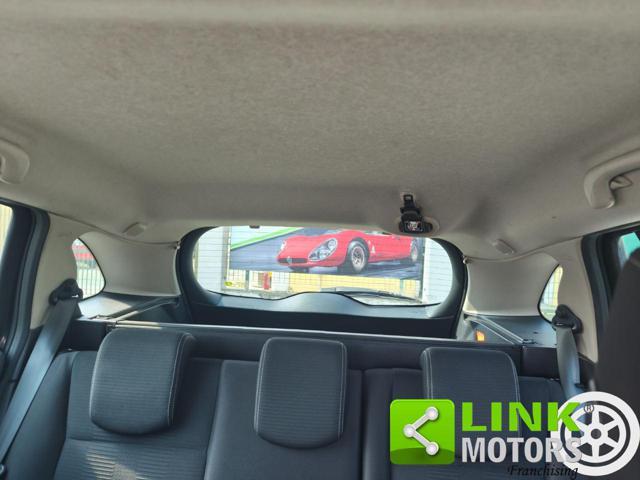 RENAULT Clio 1.2 16V SporTour Luxe