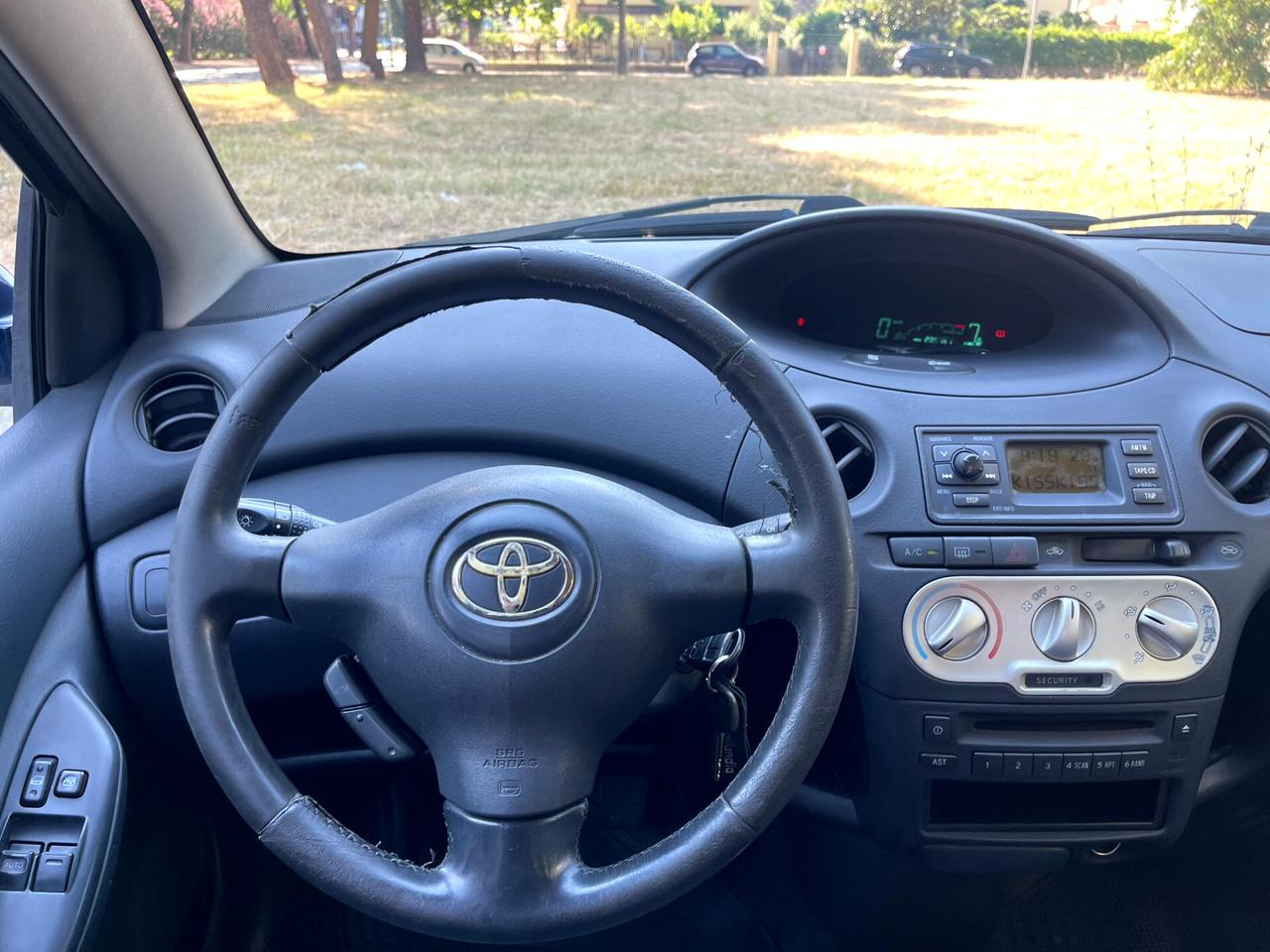 Toyota Yaris Verso 1.4 Tdi D-4D cat Sol '03