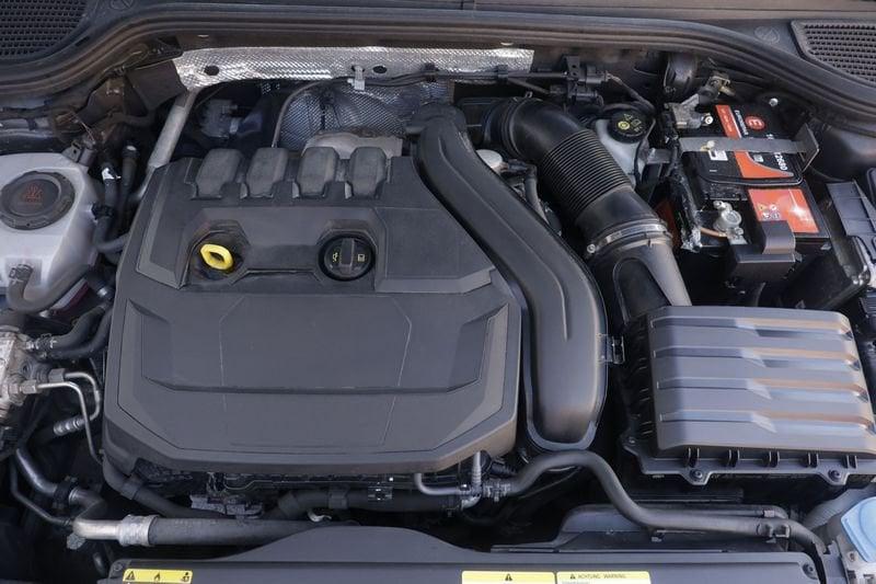 Volkswagen Golf Volkswagen Golf 1.5 TGI Life DSG BENZINA/METANO Unicoproprietario