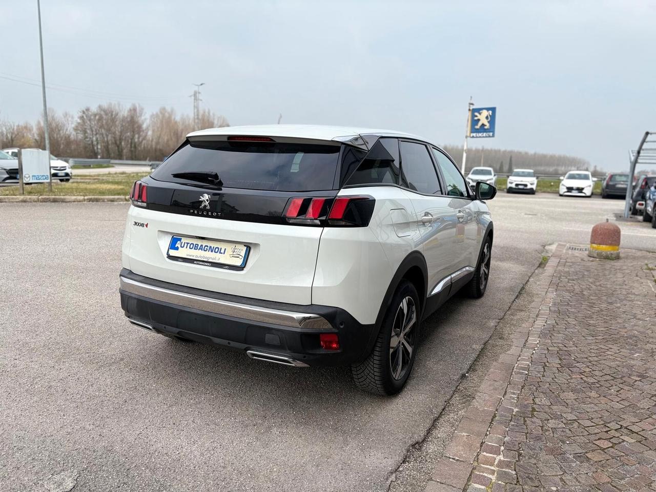 Peugeot 3008 ALLURE PureTech Turbo 130 6mt UNICO PR.