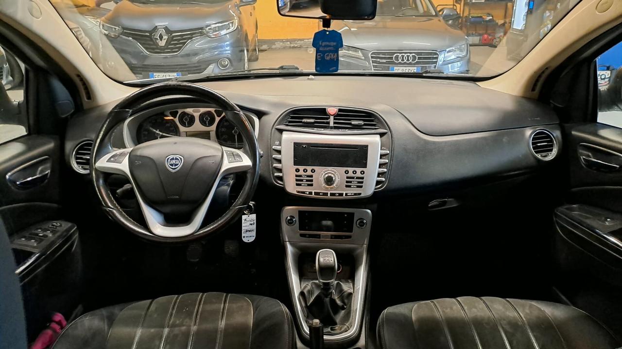 Lancia Delta 1.4 T-Jet 120 CV Gold Ecochic GPL, neopatentati