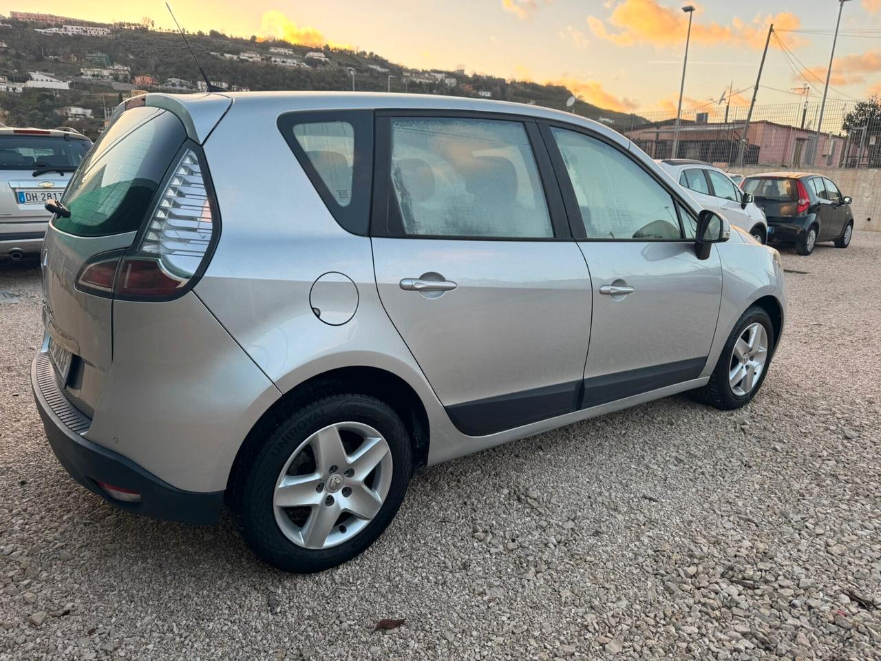 Renault Scenic X-Mod 1.5 dCi 110CV CAMBIO AUTOMATICO