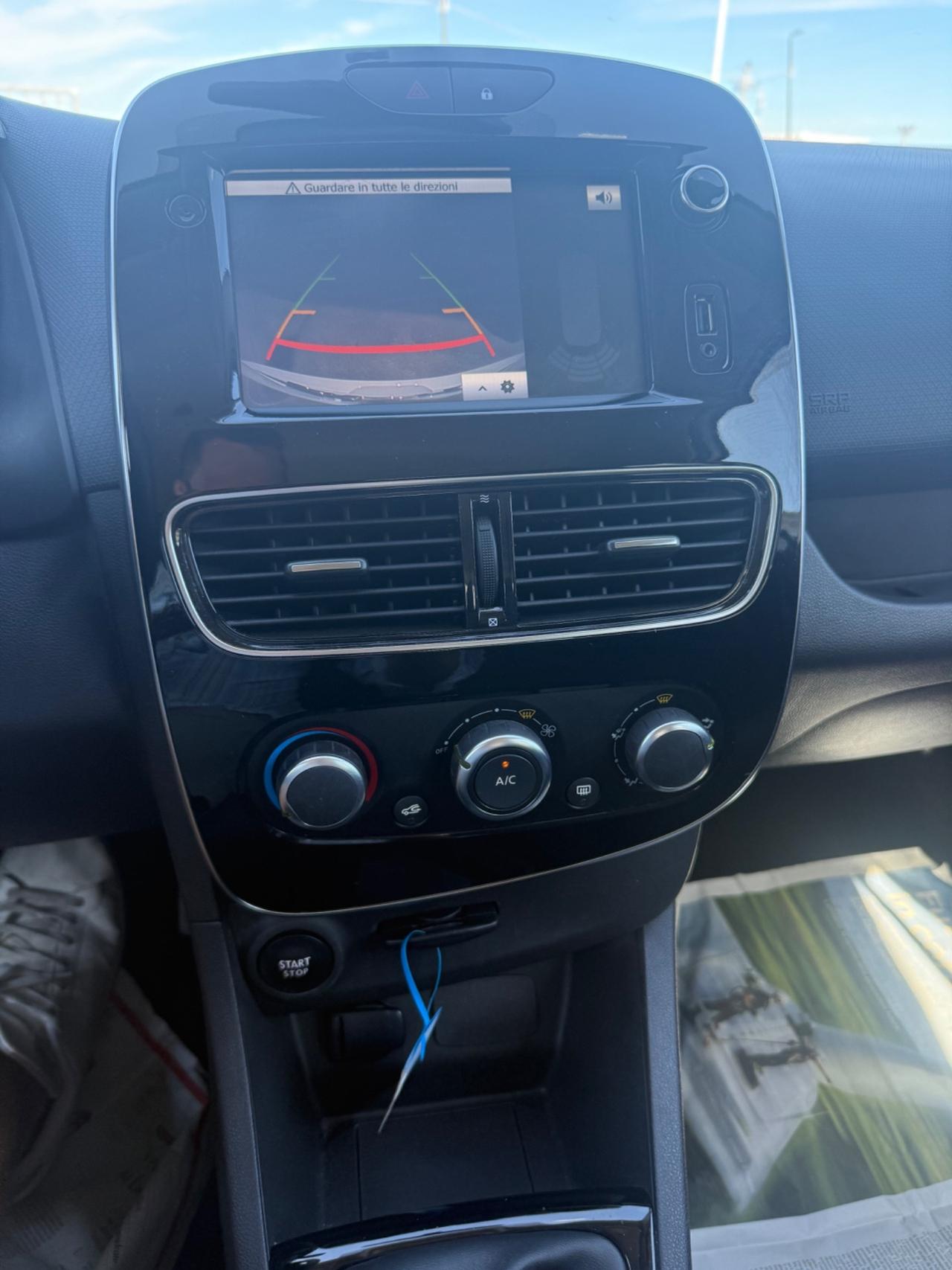 Renault Clio dCi 8V 75 CV 5 porte Moschino Life