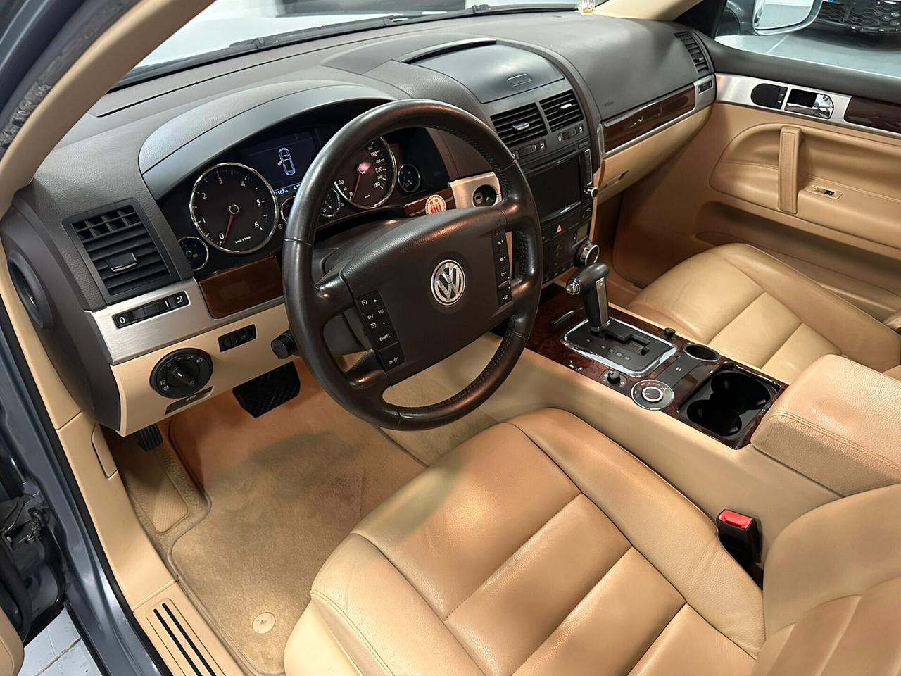 Volkswagen Touareg 3.0 V6 TDI DPF Exclusive