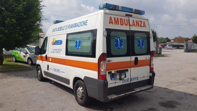 PEUGEOT Boxer 2.2 HDi/120CV AMBULANZA