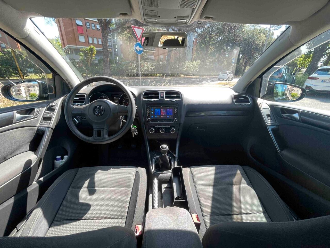 Volkswagen Golf 1.6 TDI GARANZIA 12 MESI Comfortline NEOPATENTATI DITRIBUZIONE OK GOMME NUOVE