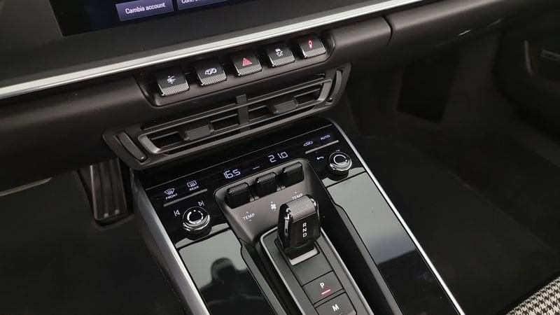 Porsche 911 Carrera 4S Cabriolet