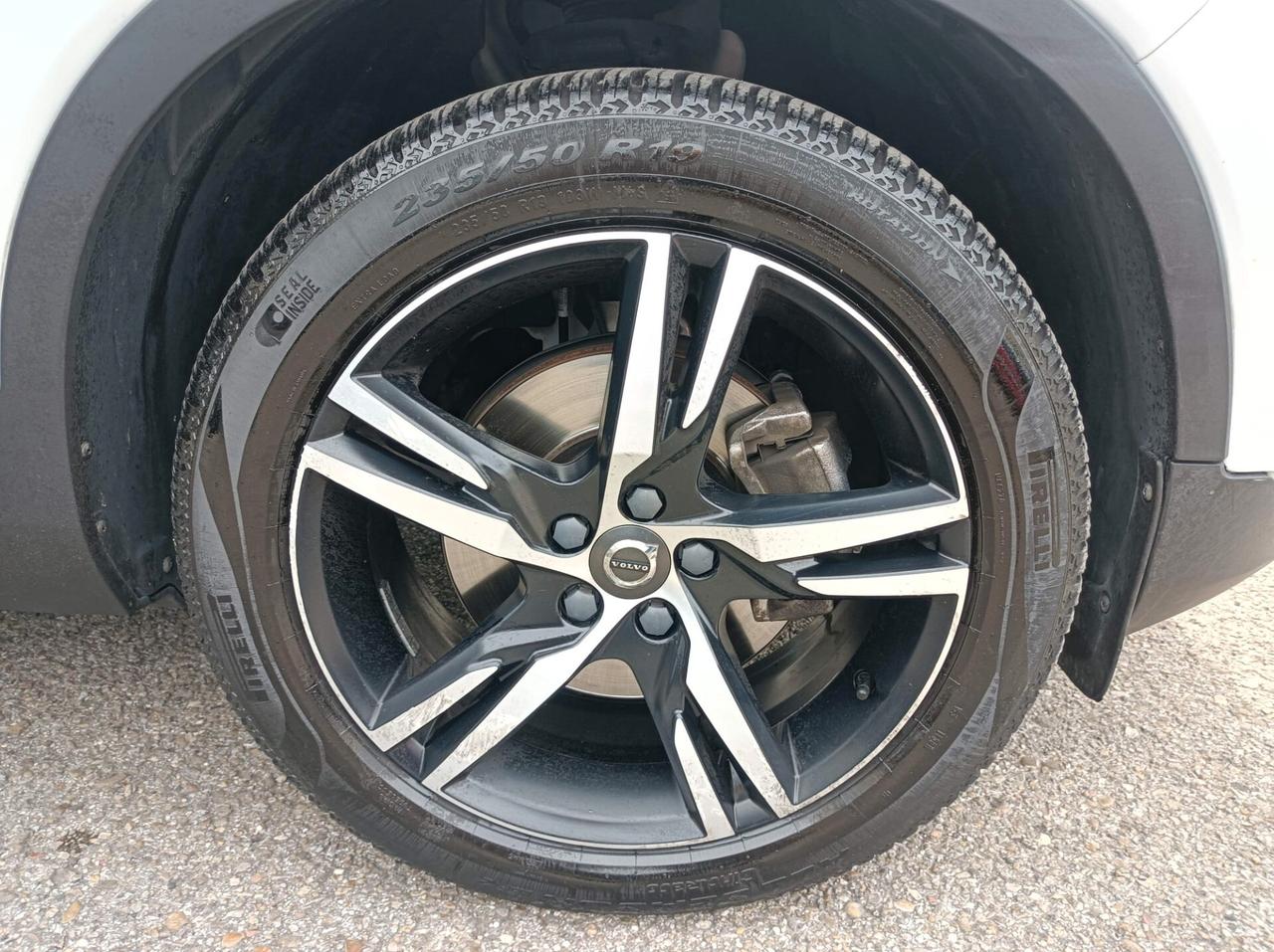 Volvo XC40 D4 AWD Geartronic R-design