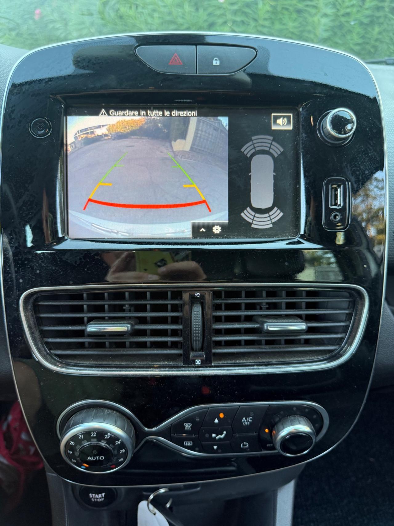 Renault Clio Benzina Euro6B Neopatentati Uniproprietà