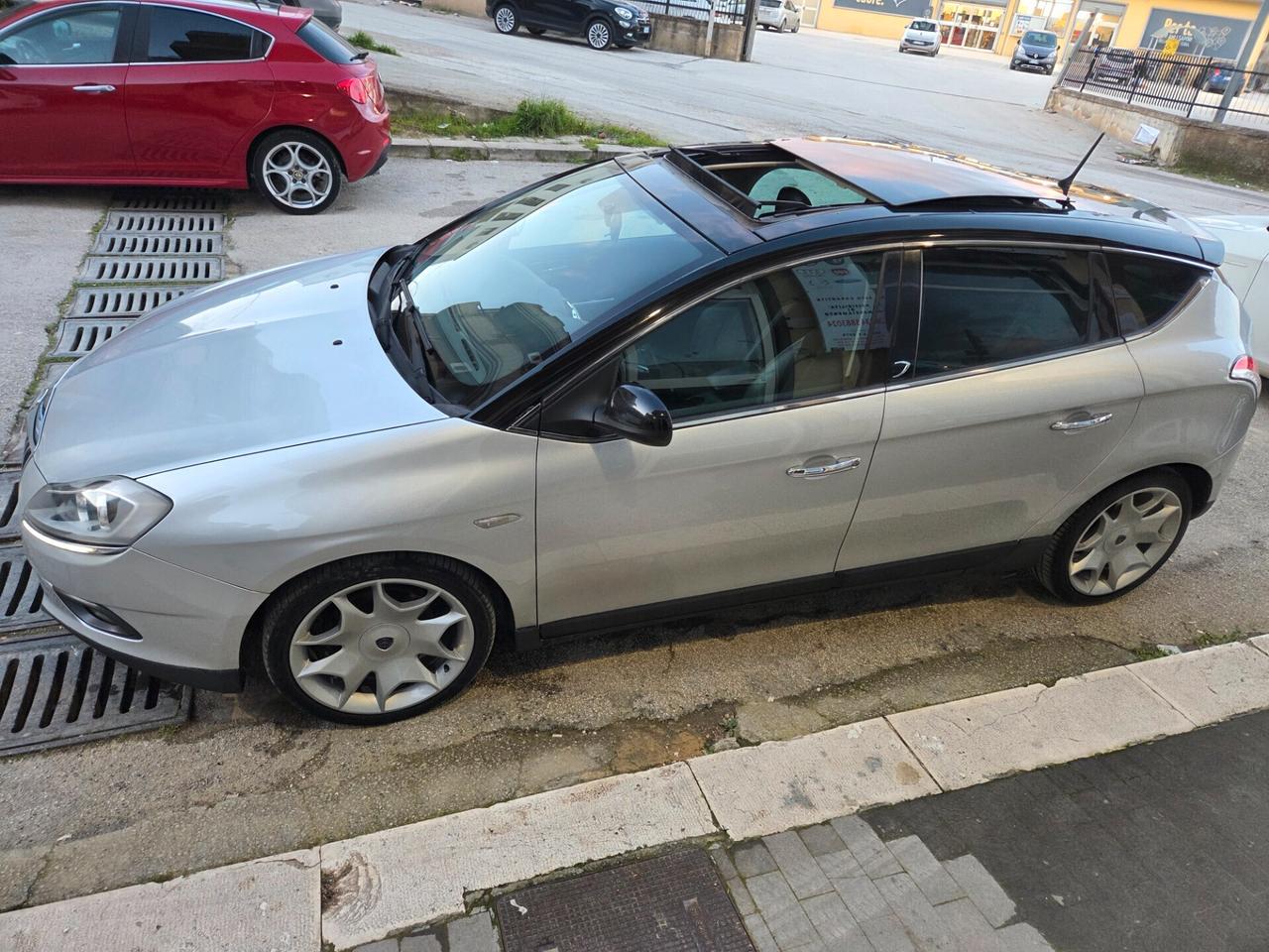 LANCIA DELTA 1.6 120 CV TETTO APRIBILE CERCHI 18 KMCERT