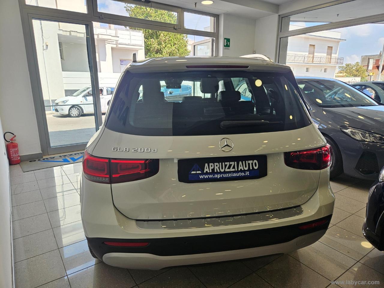 MERCEDES-BENZ GLB 200 d Automatic Sport Plus 7 POSTI