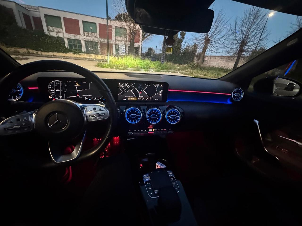 Mercedes Classe A TETTO APRIBILE 180d Automatic Premium AMG