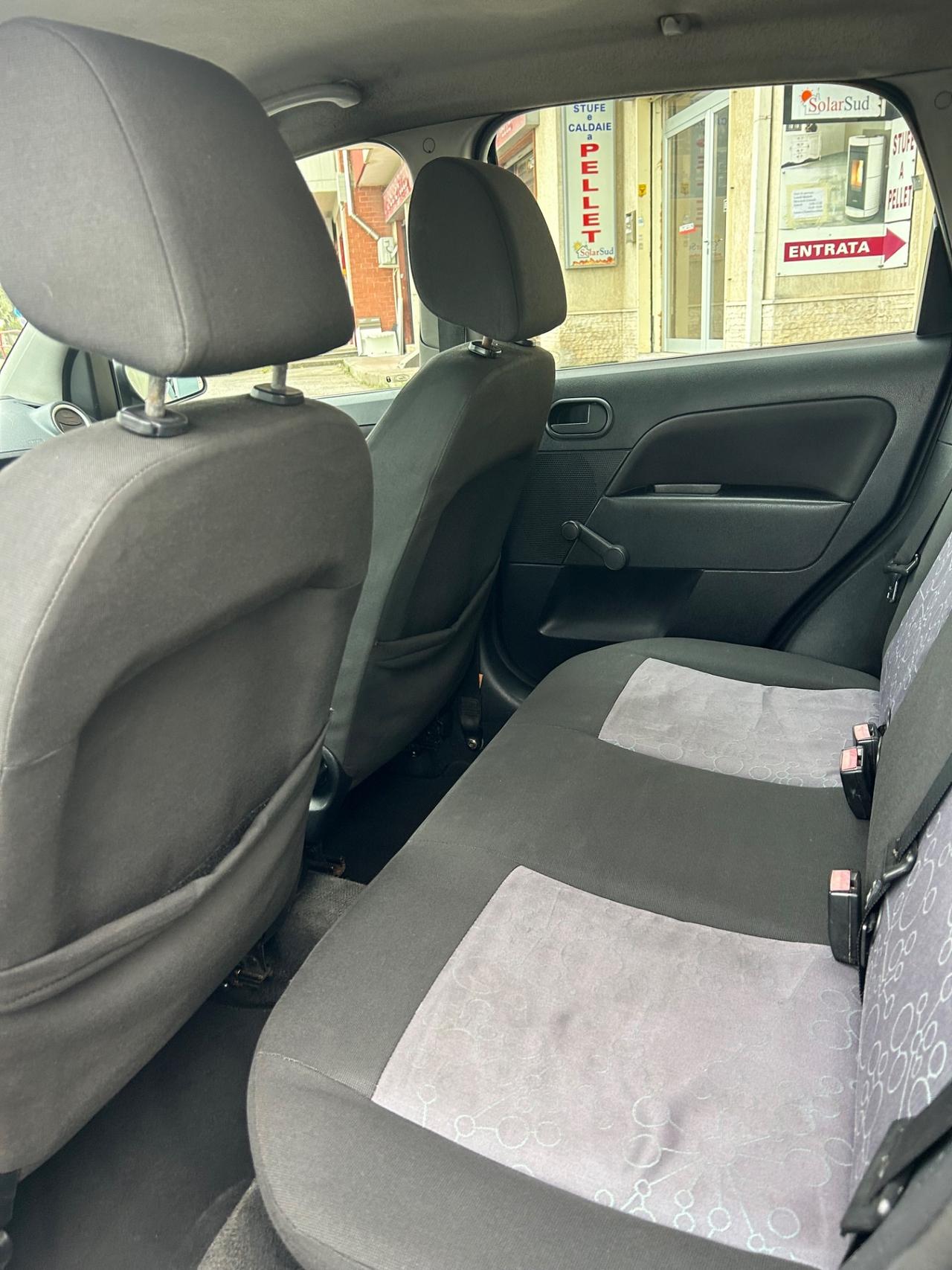 Ford Fiesta 1.4 TDCi 5p. Ghia