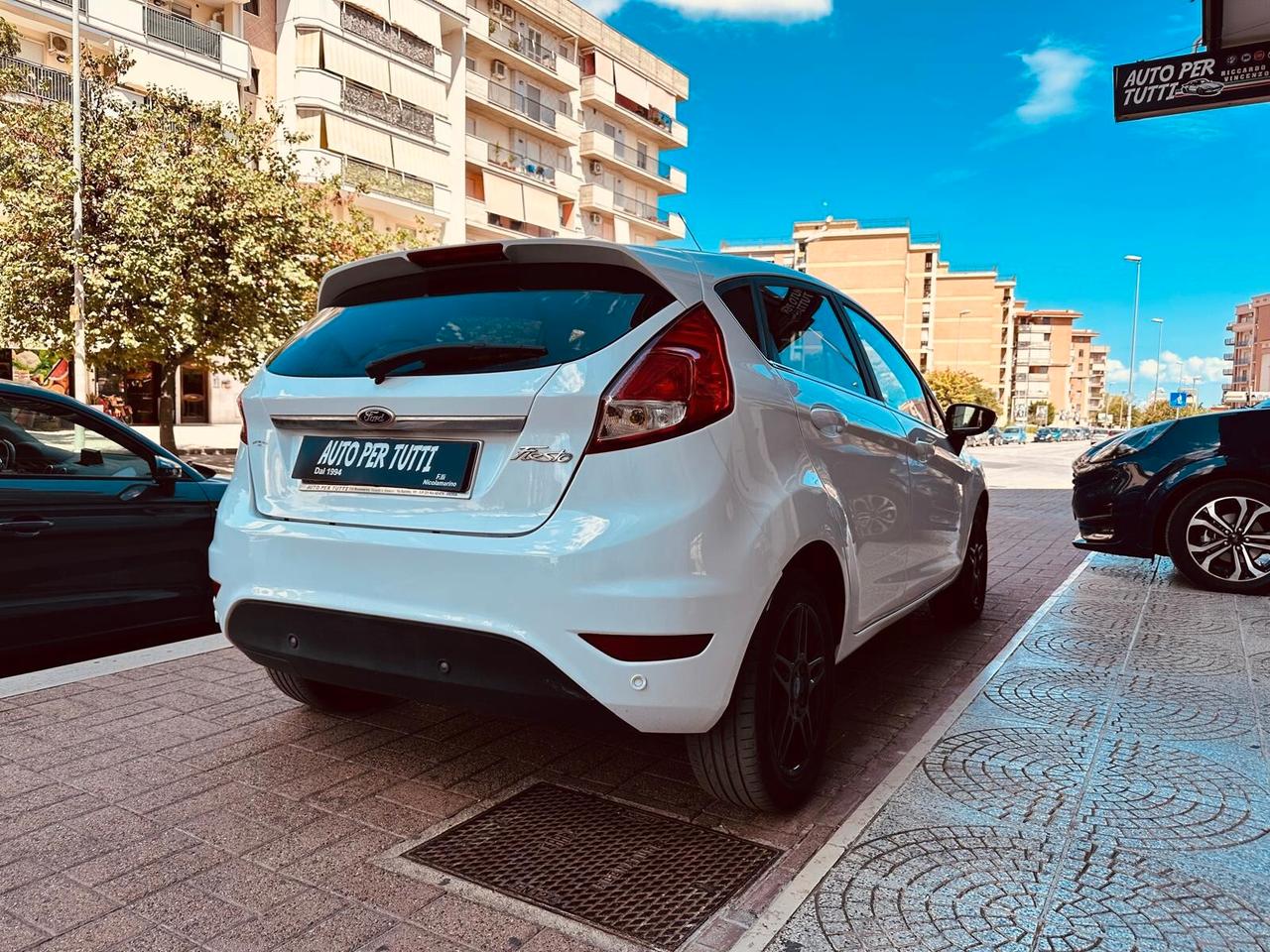 Ford Fiesta 1.4 5p. Bz.- GPL Titanium