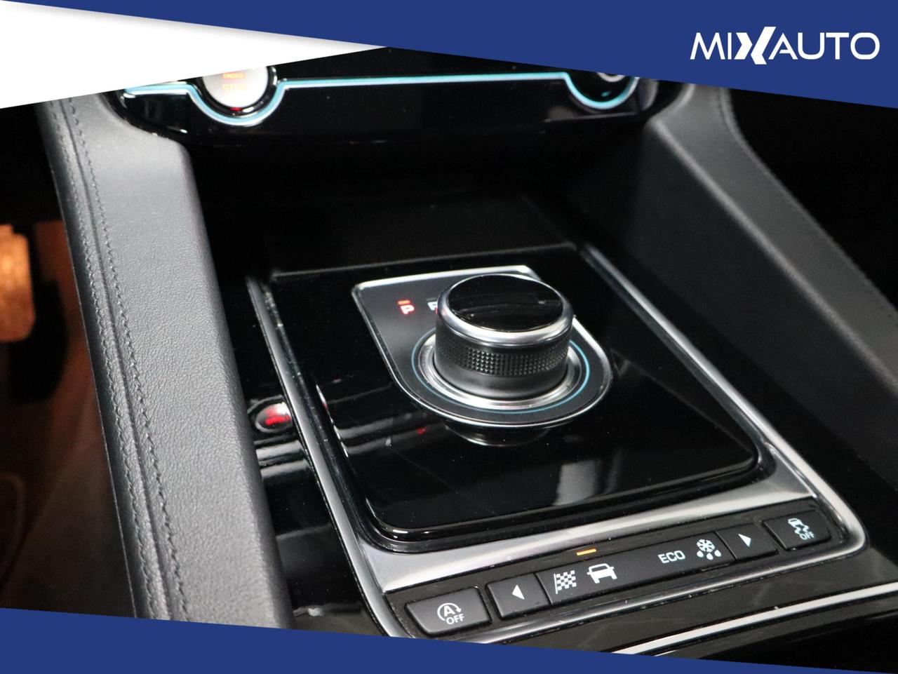 Jaguar F-Pace 2.0D I4 Pure AWD 180CV Auto