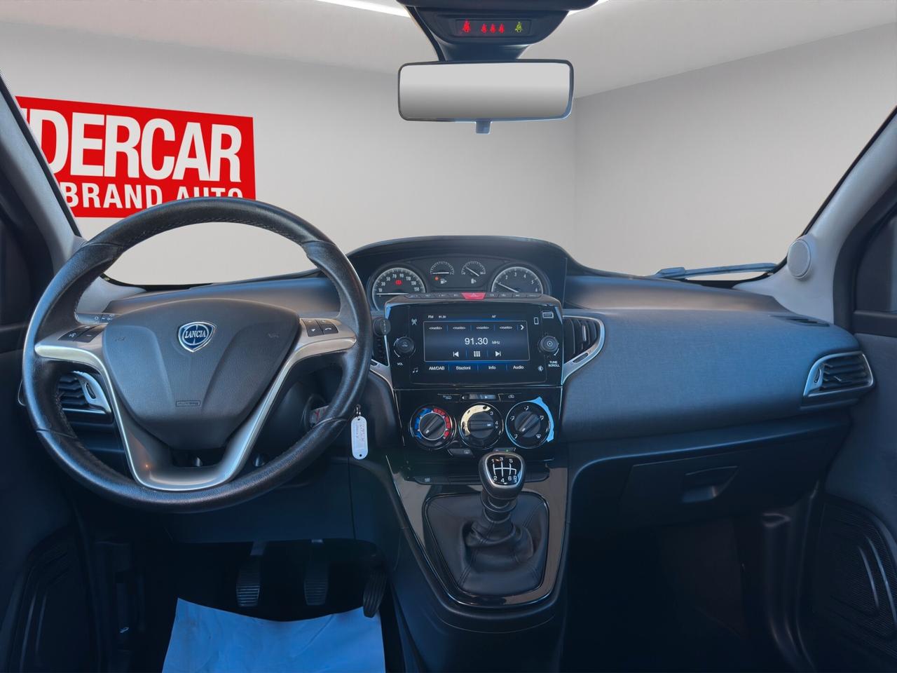 Lancia Ypsilon 1.0 FireFly 5 porte S&S Hybrid Ecochic Gold