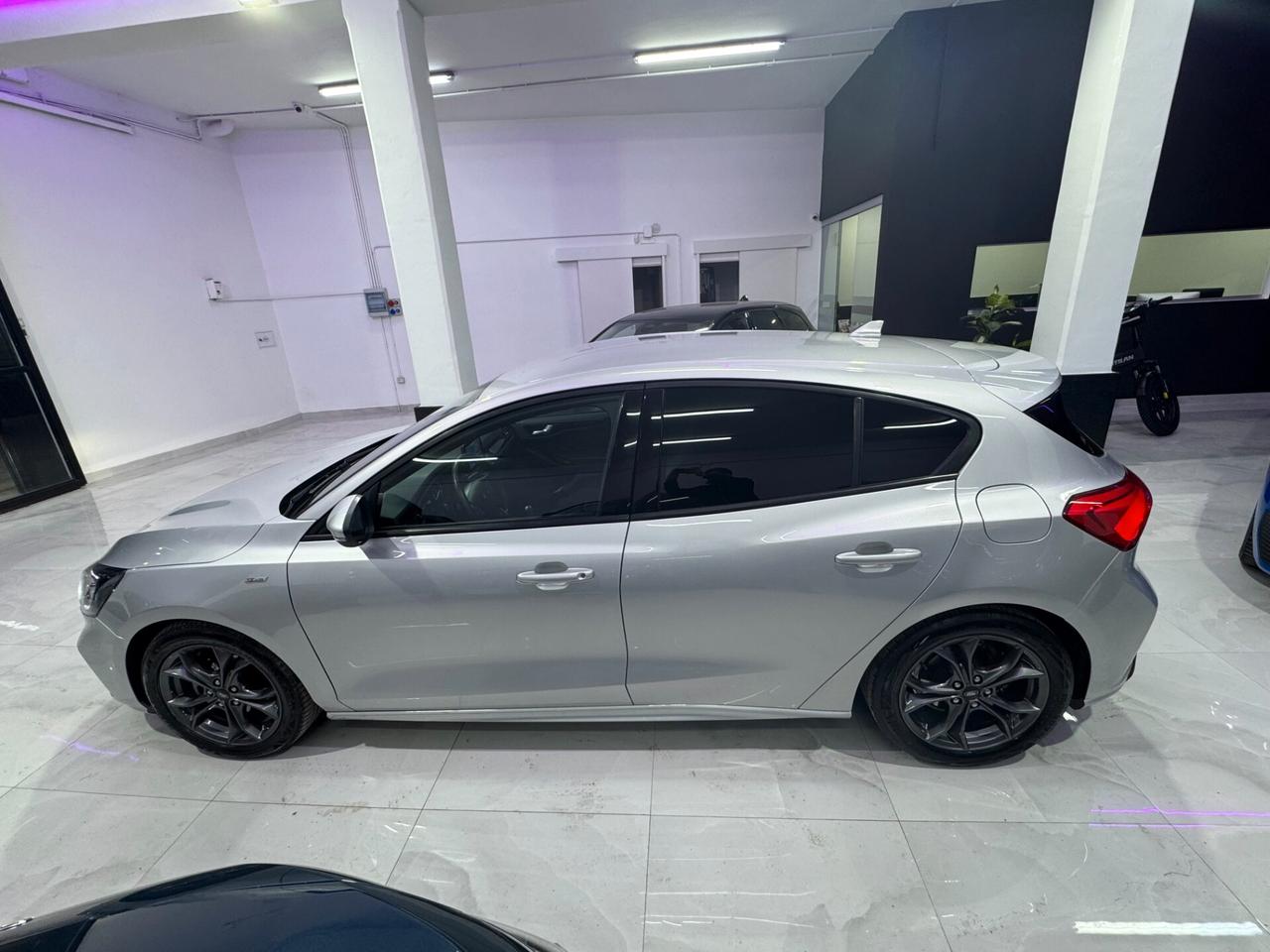 Ford Focus 1.5 EcoBlue 120 CV 5p. ST-Line