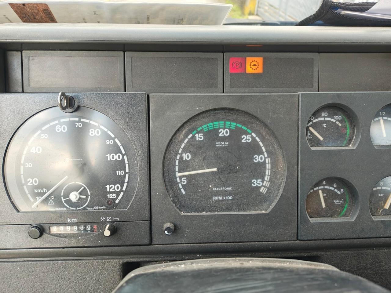 Iveco EuroCargo ML150 E18K Cassone Trilaterale GRU