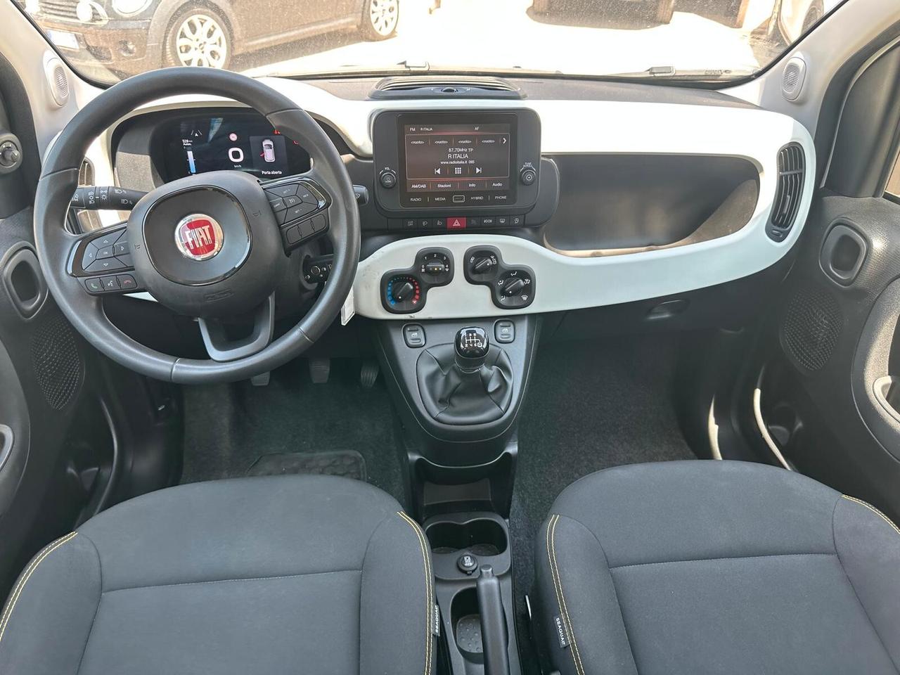 Fiat Panda 1.0 FireFly S&S Hybrid Pandina