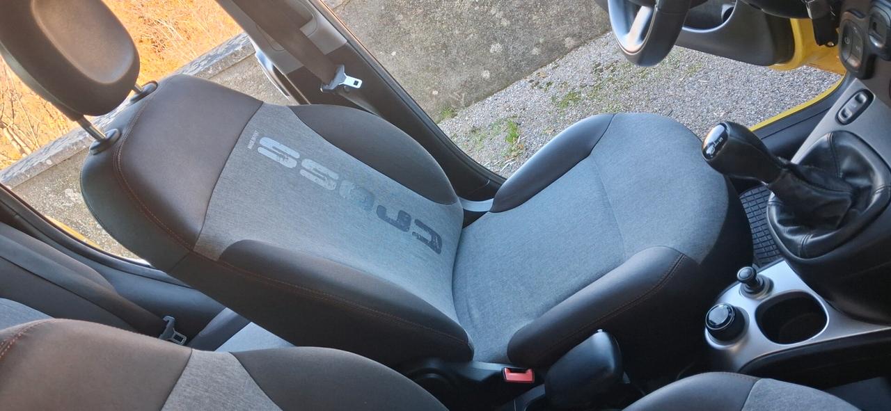 Fiat Panda 1.3 MJT 16V DPF 4x4 Climbing