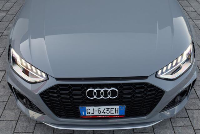 AUDI RS4 Avant