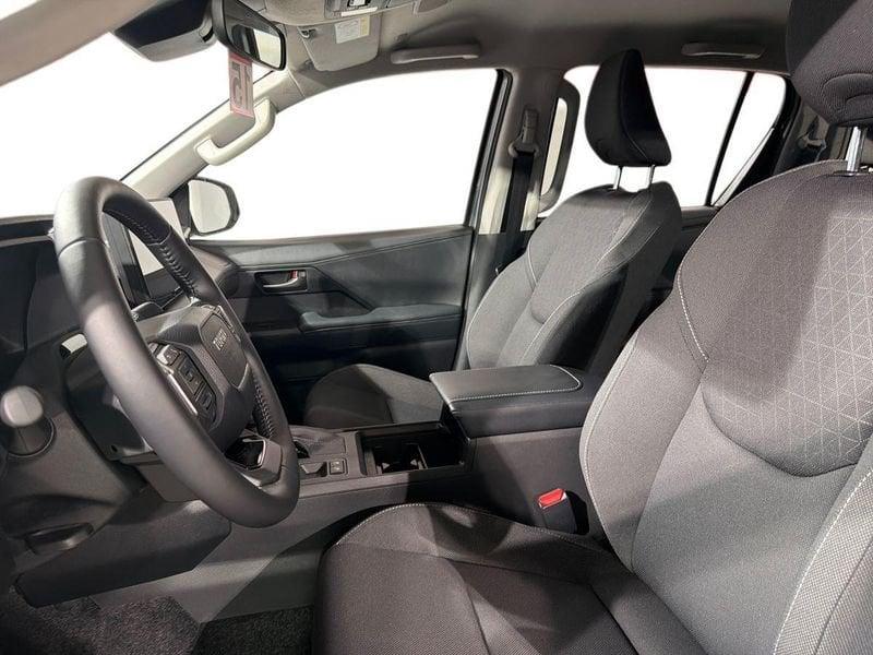 Toyota Hilux 2.8 DIESEL MILD HYBRID 48V 204 CV AUTOMATICO ICON