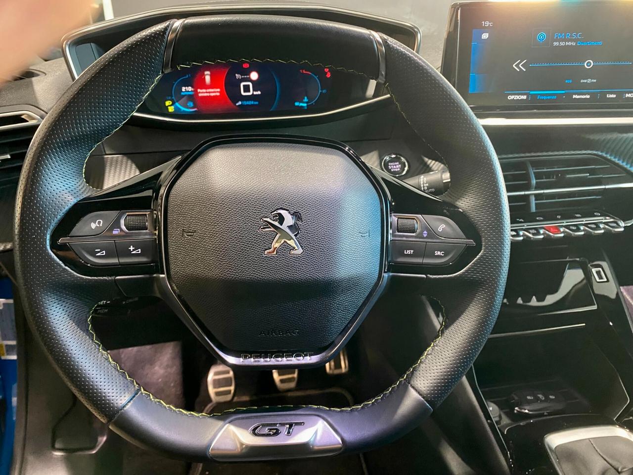 Peugeot 2008 PureTech 130 S&S GT-2023