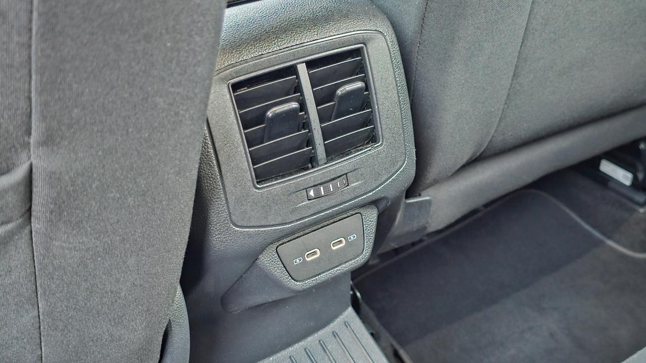 Volkswagen T-Roc 1.0 TSI Business BlueMotion Technology