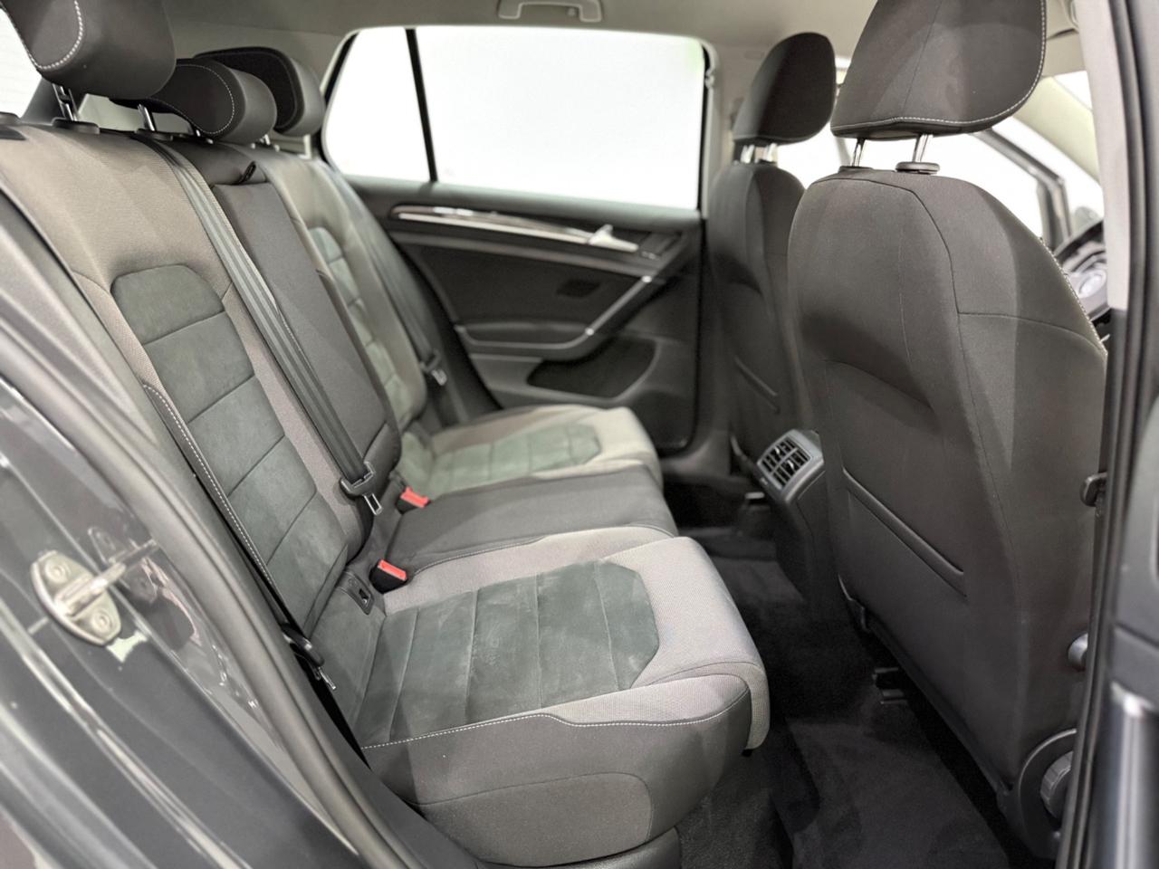 Volkswagen Golf 1.6 TDI 115 CV DSG Execut. *COCKPIT