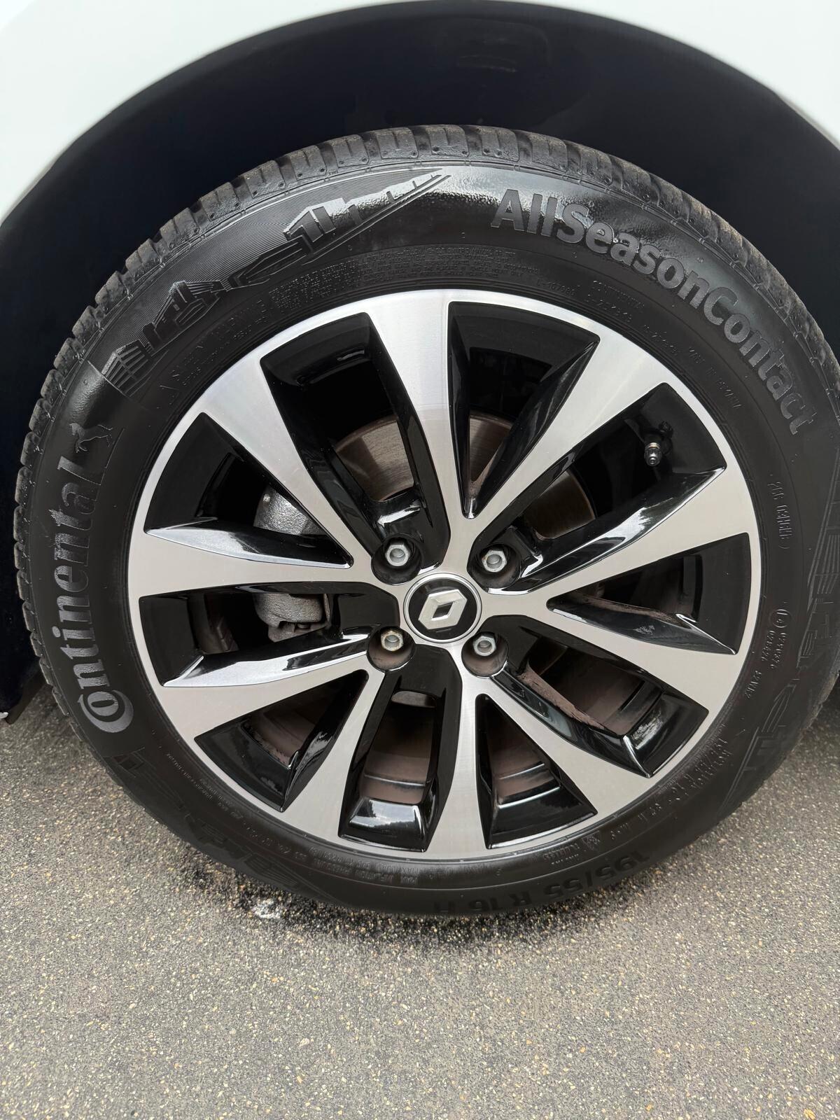 Renault Clio TCe 90 CV 5 porte Techno