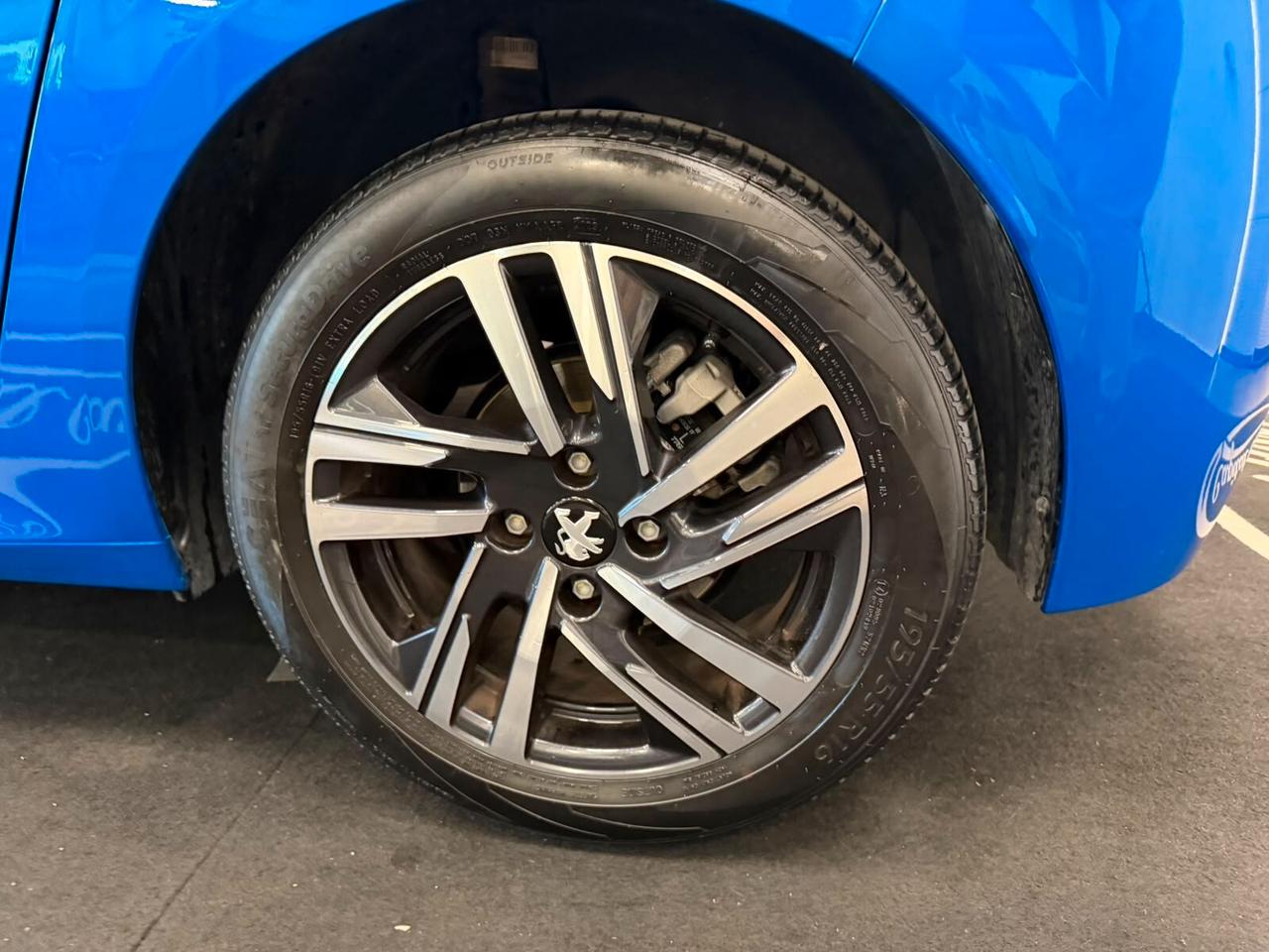 Peugeot 208 BlueHDi 100 Stop&Start 5 porte Allure