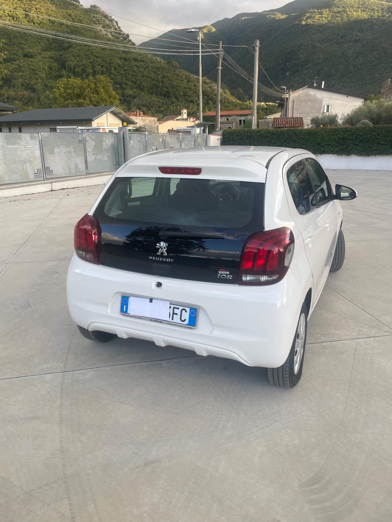 Peugeot 108 1.0 70Cv 2019 40,000km