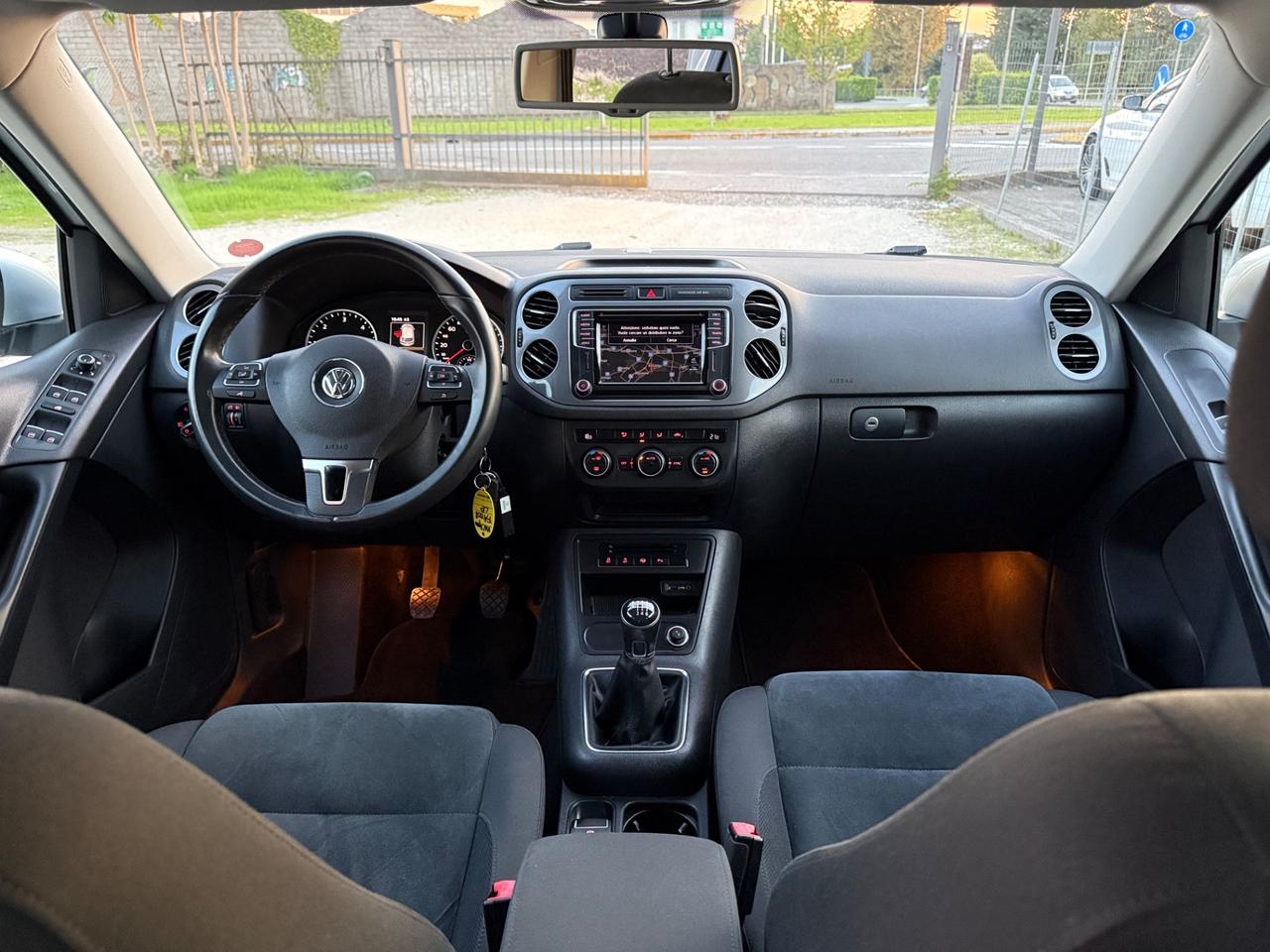 Volkswagen Tiguan 2.0 TDI 110 CV Sport & Style BlueMotion